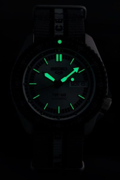 Seiko 5 Sports UltraSeven Double Anniversary Limited Edition SRPJ79K1 - Зображення 2
